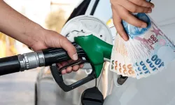 Depoları Doldurun: Motorine Gece Yarısı Zam Geliyor