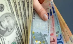 Dövizde Bayram Telaşı: Dolar Ve Euro Yükselişte