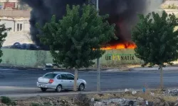 Şanlıurfa Viranşehir'de Hastane Yolunda Çıkan Yangın Korku Yarattı!