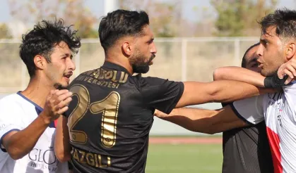 Şanlıurfalı Futbolcu Kulüpsüz Kaldı! Kardeşi Süper Lig'de…